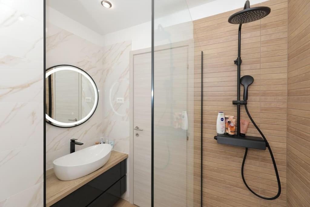 Tata Apartment สปลิท ภายนอก รูปภาพ