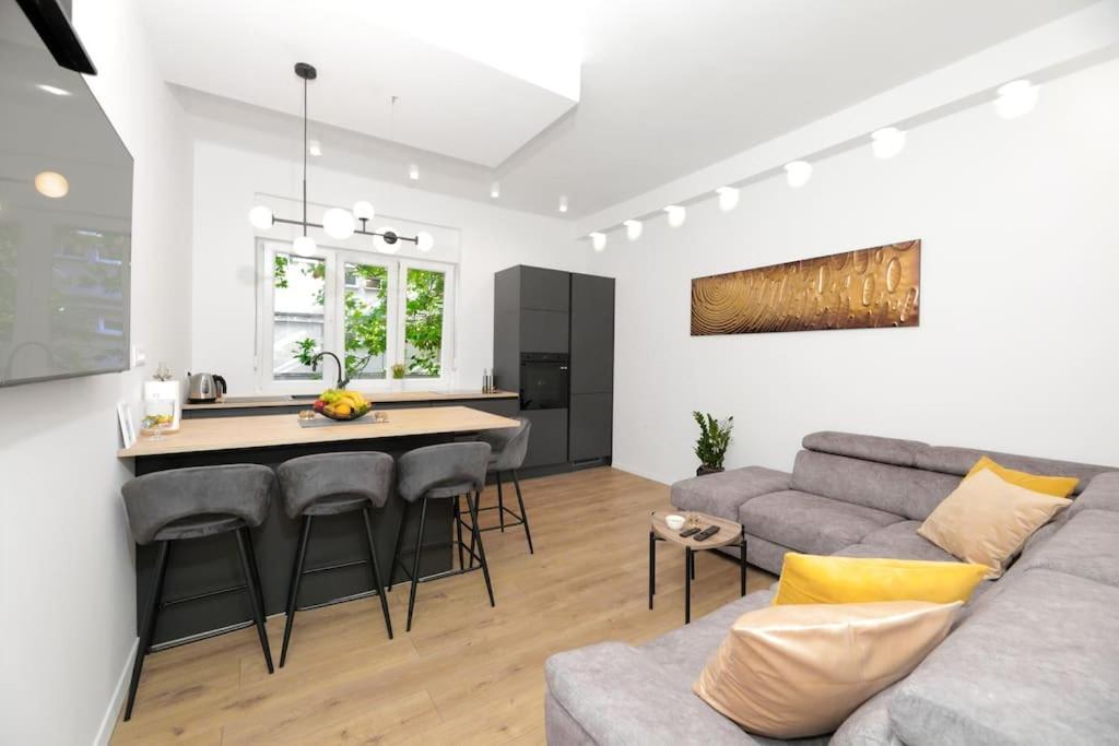 Tata Apartment สปลิท ภายนอก รูปภาพ